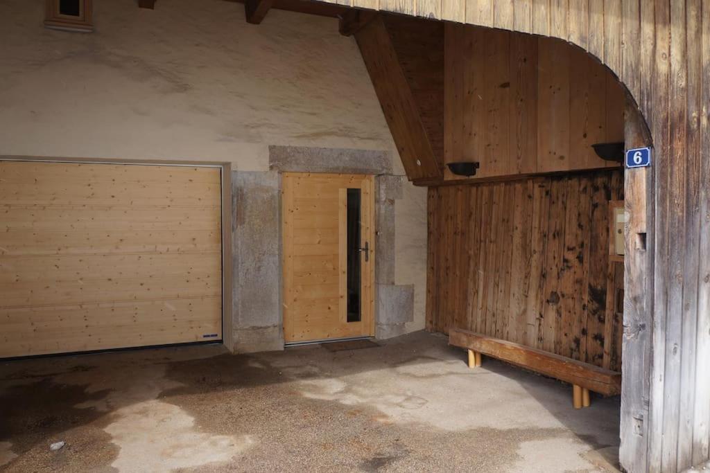 Ancienne Ferme Comtoise 4 Etoiles, 11 Personnes Lac St-Point/Mont D'Or Montperreux Exterior foto